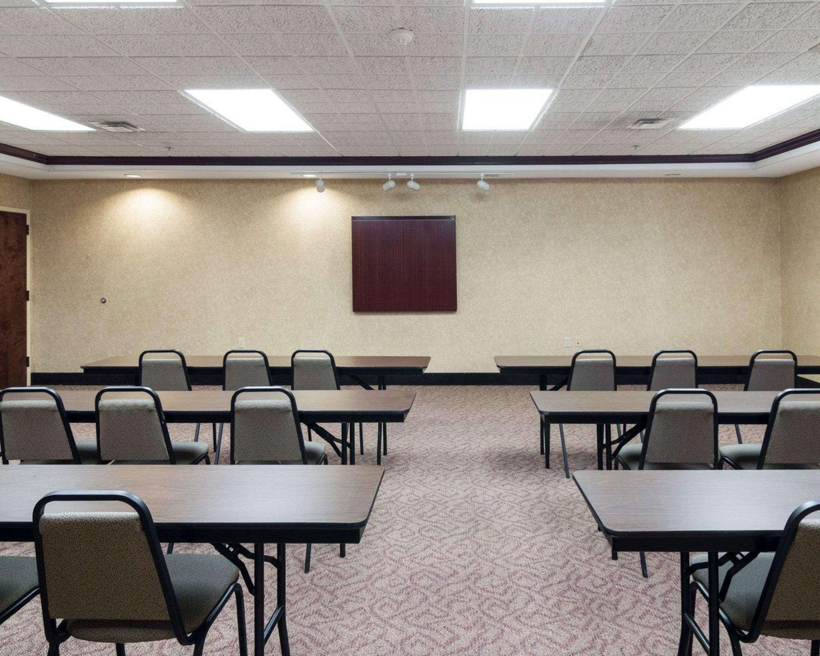 Quality Suites Midland North Loop 250 Extérieur photo