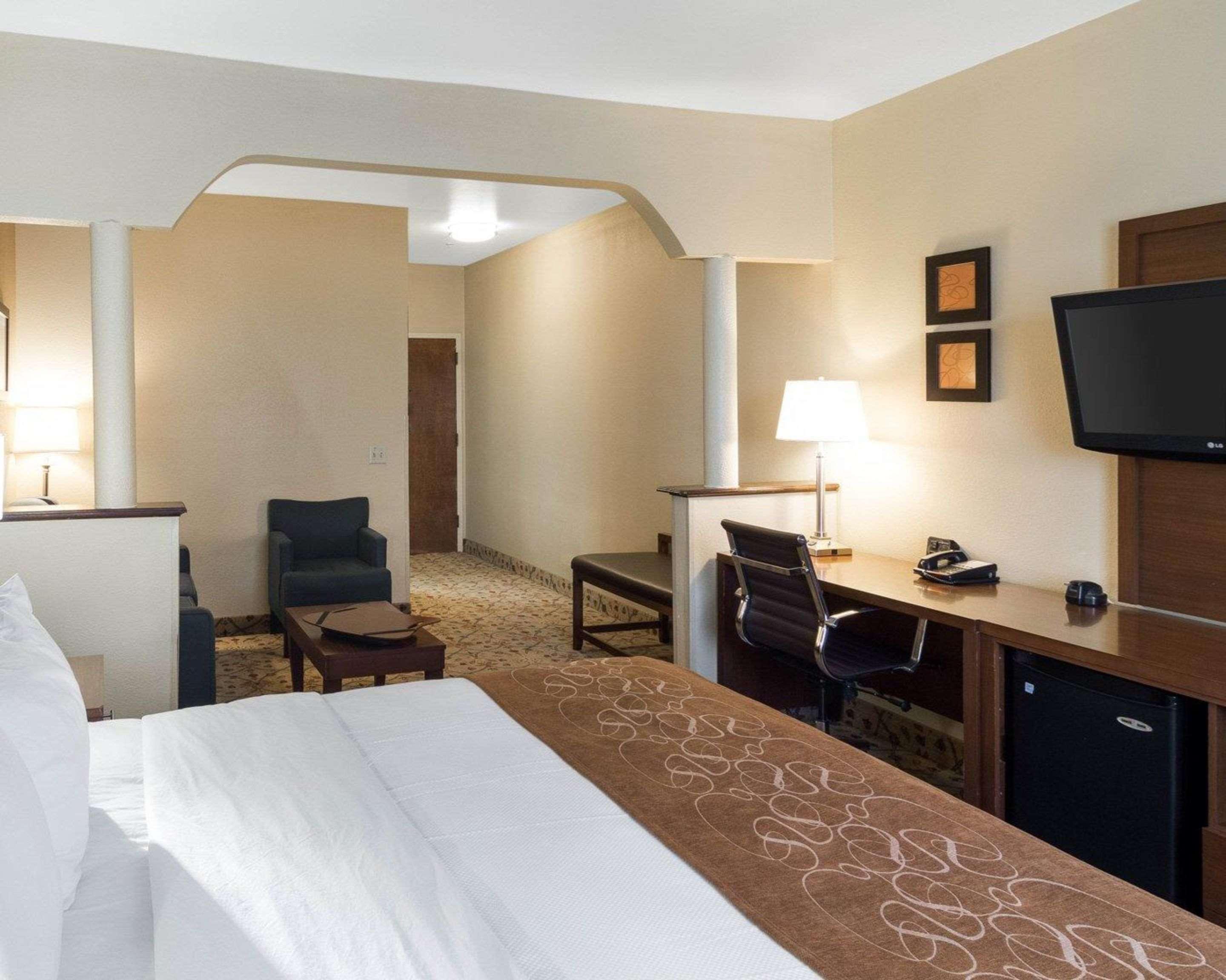Quality Suites Midland North Loop 250 Extérieur photo
