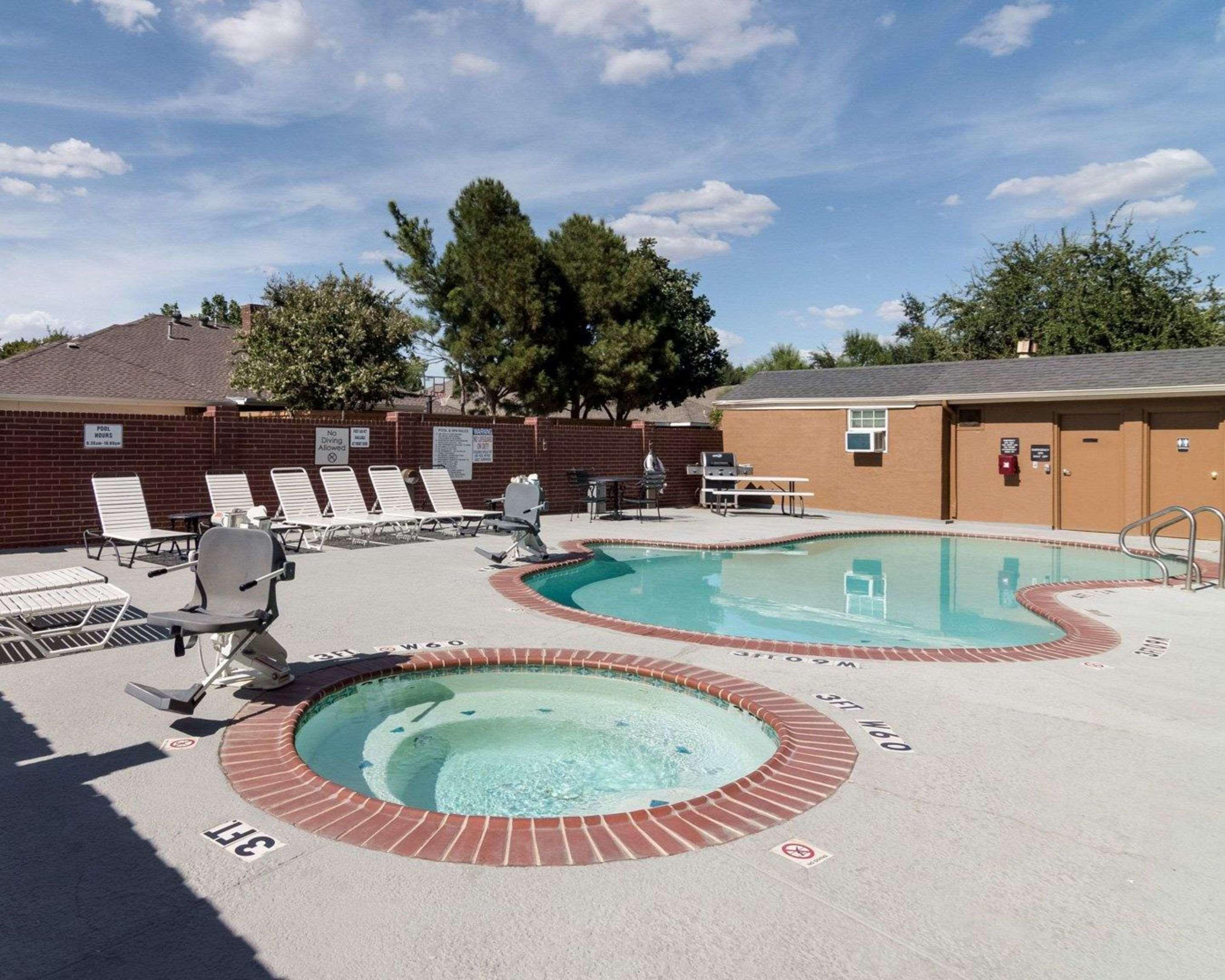 Quality Suites Midland North Loop 250 Extérieur photo