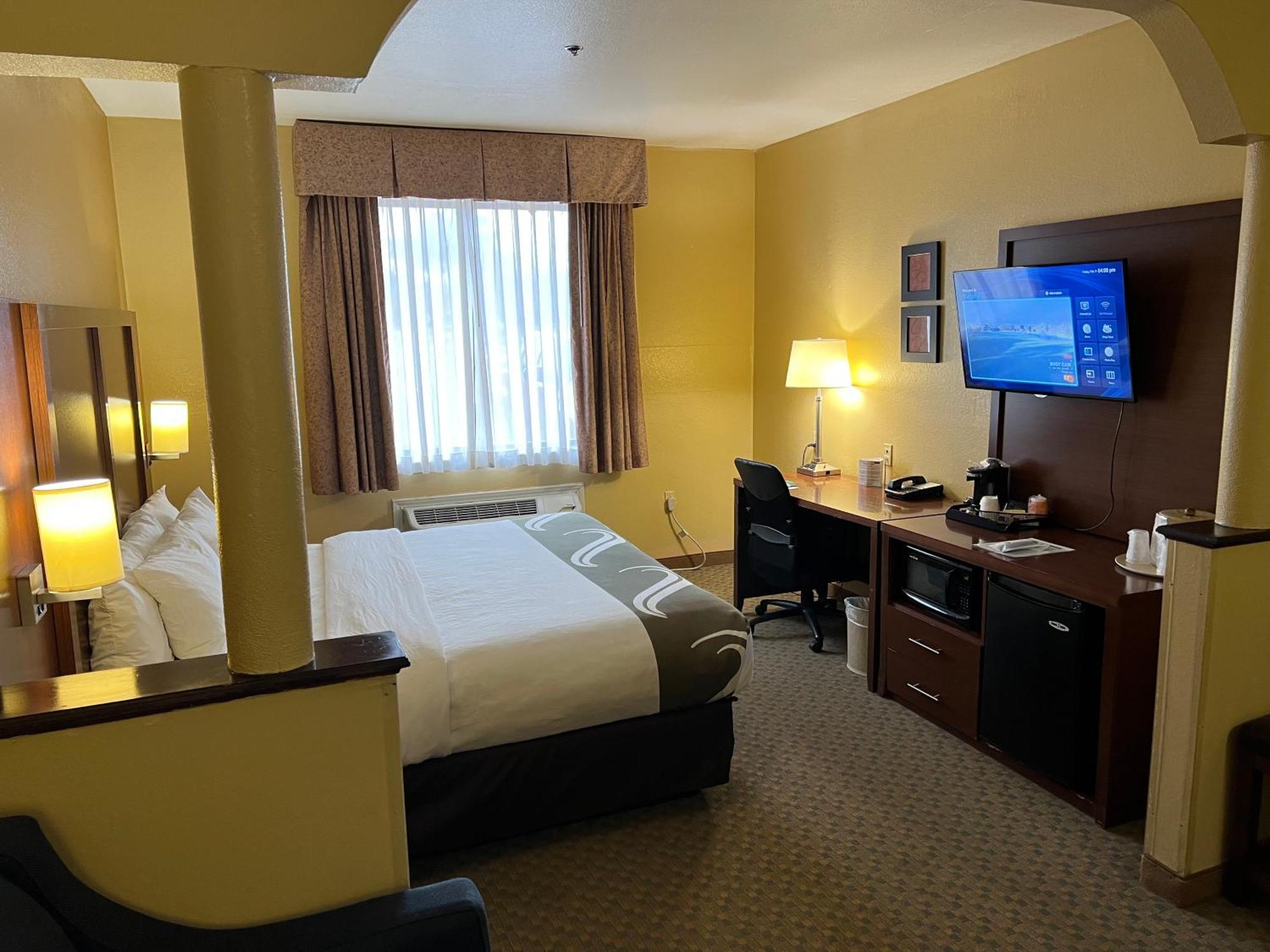 Quality Suites Midland North Loop 250 Extérieur photo